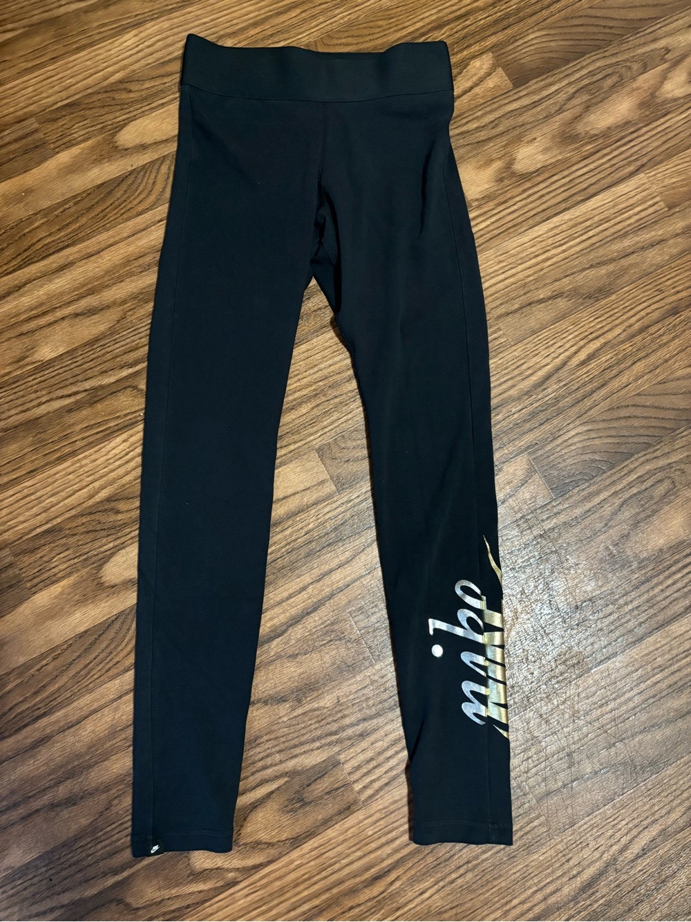 Nike 7/8 Woman’s Workout Training Leggings * Size Small.